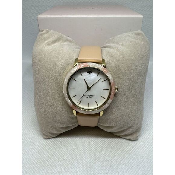 Kate Spade KSW1520B Scallop Three-hand Interchangeable Topring Watch YAY128